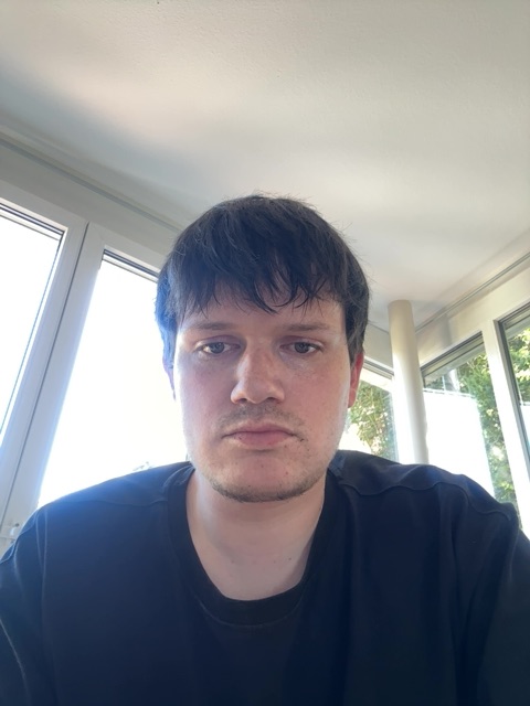 Professionelles Portr&auml;t von Stefan Klein, Experte f&uuml;r Design Lead an der MediaMasters Academy